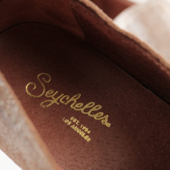 Seychelles Womens Bootie Size 8 Distress Silver Metallic Slip On Shoes Point Toe - Picture 11 of 12